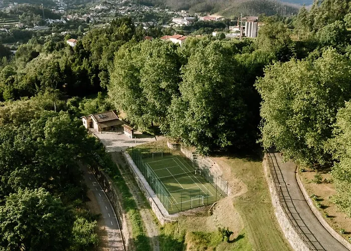 Encosta Dos Tuneis - Turismo E Lazer 4*