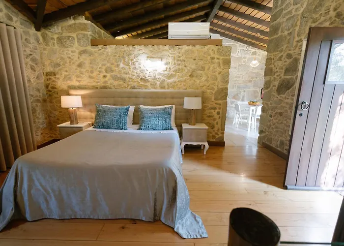 Encosta Dos Tuneis - Turismo E Lazer Pensionat