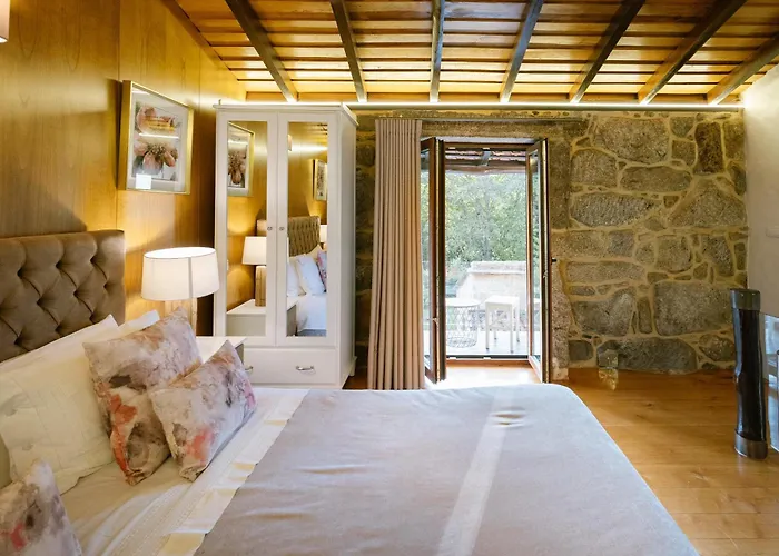 Encosta Dos Tuneis - Turismo E Lazer Pensionat Sever do Vouga