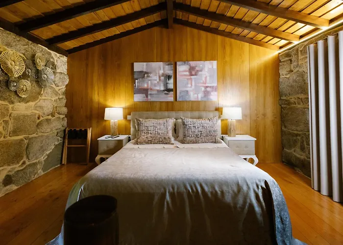 Encosta Dos Tuneis - Turismo E Lazer Pensionat 4*