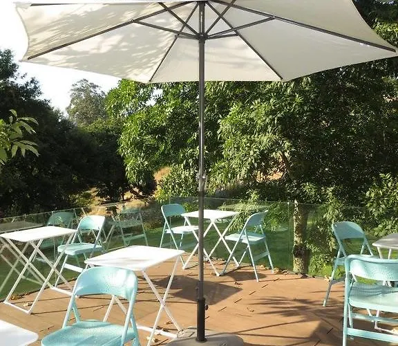 Encosta Dos Tuneis - Turismo E Lazer Pensionat 4*